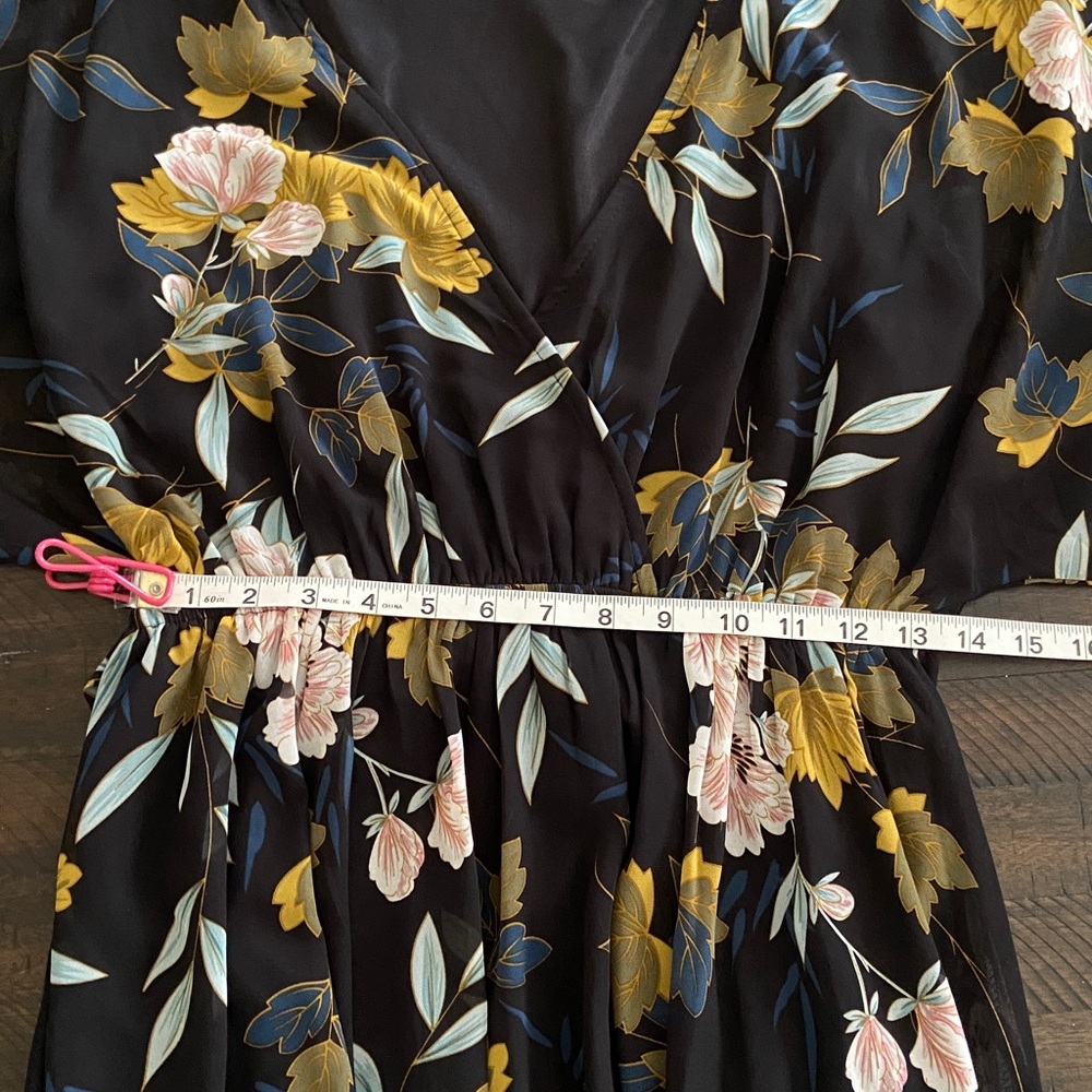 Baltic Born Black Floral Sheer Sleeve Dress, size M. This dress is gorgeous! - Picture 16 of 17